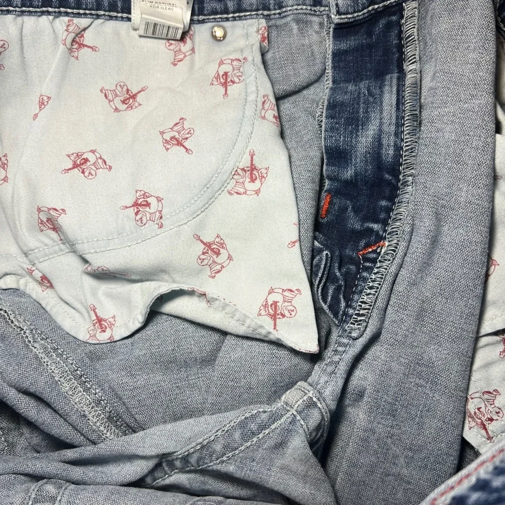 True Religion Slim Natural Mens‎ Jeans Size 44 Medium Wash Red Stitch
